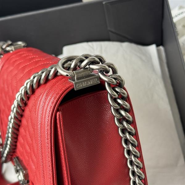 2026127214240681 700